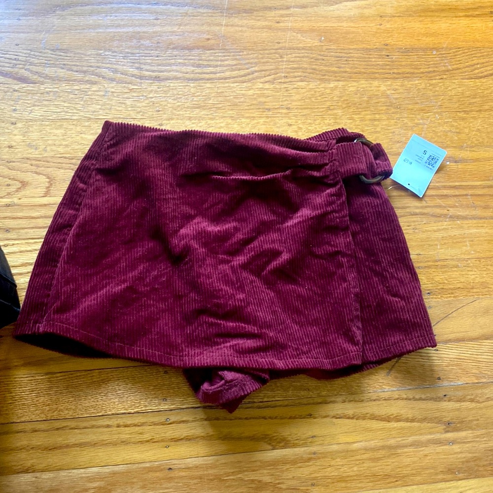 NEW Corduroy maroon skort